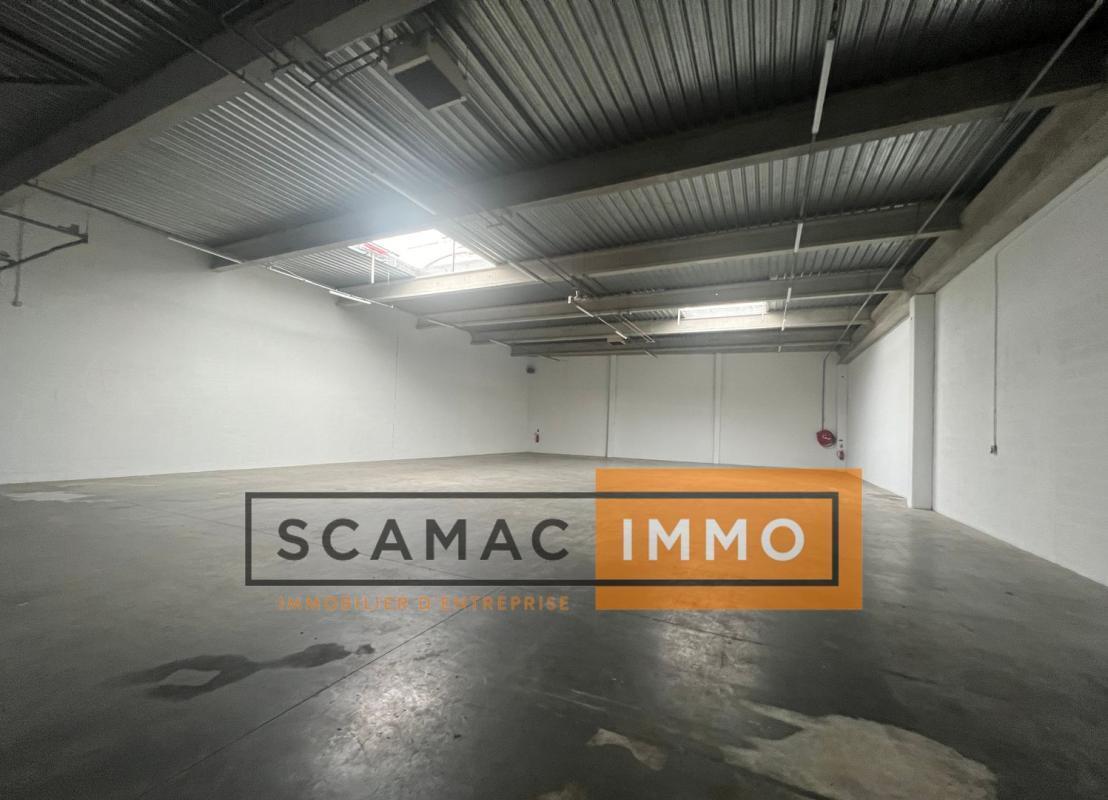 Industrial in Le Bourget to rent Interior Photo- Image 1 of 14