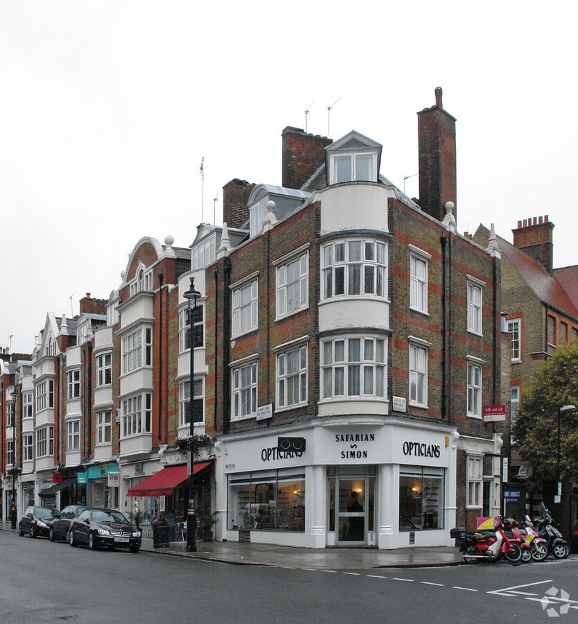 64 St Johns Wood High St, London NW8 7SH UK