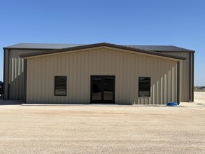 618 US HWY 385N, Seminole, TX for sale Primary Photo- Image 1 of 1