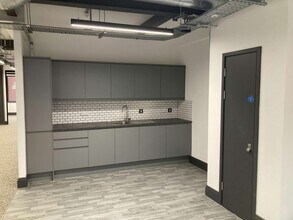 Womanby St, Cardiff to rent Interior Photo- Image 1 of 4