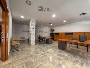 Office in Manresa, Barcelona to rent Interior Photo- Image 1 of 11