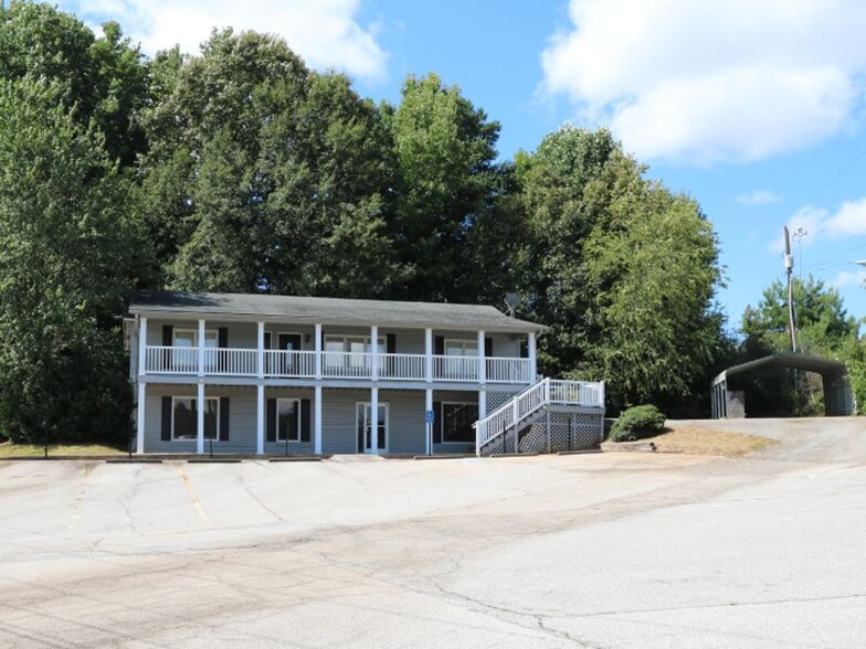 304 E Frontage Rd, Greer, SC for rent - Building Photo - Image 1 of 14