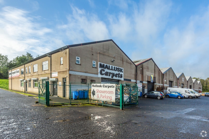 16 Trench Rd, Newtownabbey to rent - Primary Photo - Image 1 of 2