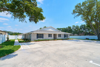 3106 Bloomingdale Villas Ct, Brandon, FL for sale Primary Photo- Image 1 of 1