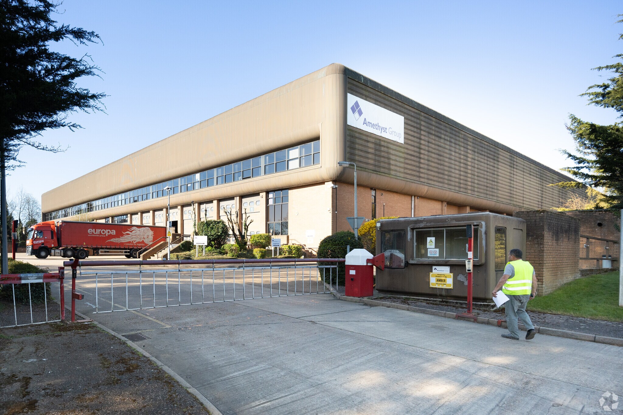 Lodge Rd, Staplehurst to rent Primary Photo- Image 1 of 4