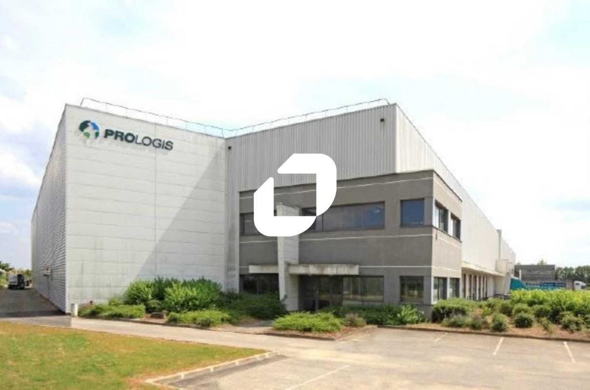 Industrial in Compans to rent Building Photo- Image 1 of 5