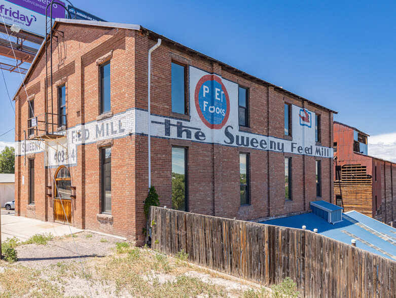 Sweeny Feed Mill portfolio of 2 properties for sale on LoopNet.co.uk - Building Photo - Image 2 of 12