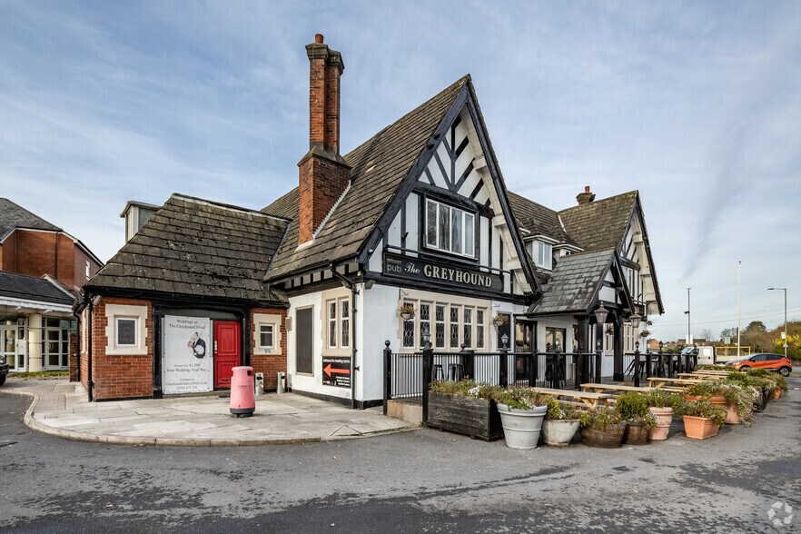 Warrington Rd, Leigh for sale - Primary Photo - Image 1 of 1
