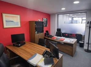 65 Chadwell Heath Ln, Romford to rent Interior Photo- Image 2 of 6