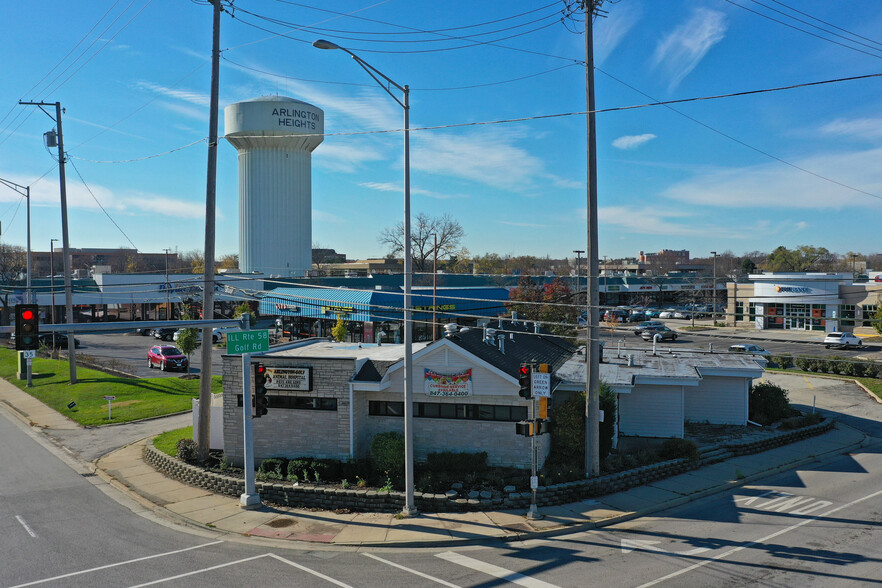 1900 S Arlington Heights Rd, Arlington Heights, IL for rent - Building Photo - Image 1 of 6