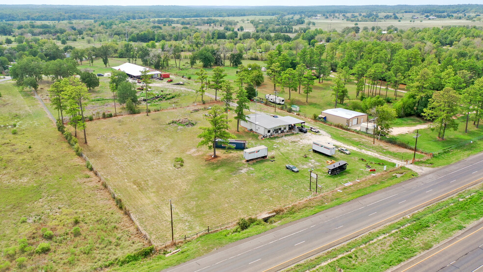 3070 State Highway 19, Huntsville, TX for sale - Primary Photo - Image 1 of 15