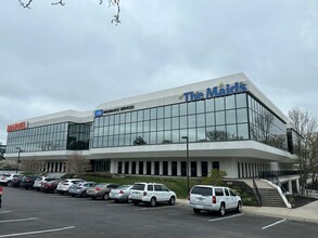 9394 W Dodge Rd, Omaha, NE for rent Building Photo- Image 1 of 5