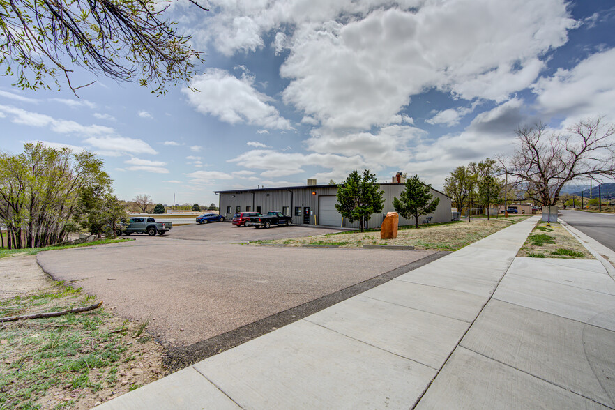 465 S 31st St, Colorado Springs, CO for rent - Building Photo - Image 1 of 18