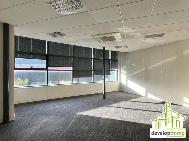 Location Bureaux 118 m²