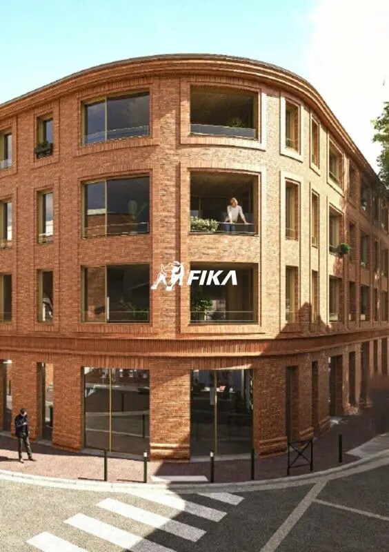 Retail in Toulouse for sale Building Photo- Image 1 of 2