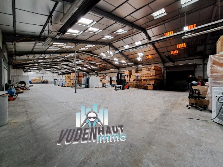 Light Industrial in Muret for sale - Interior Photo - Image 1 of 9