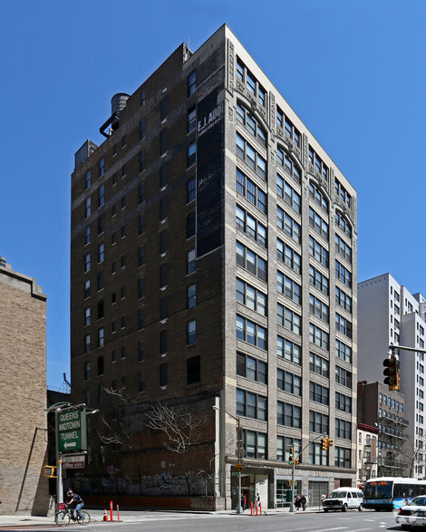 317 E 34th St, New York, NY for rent - Primary Photo - Image 1 of 12