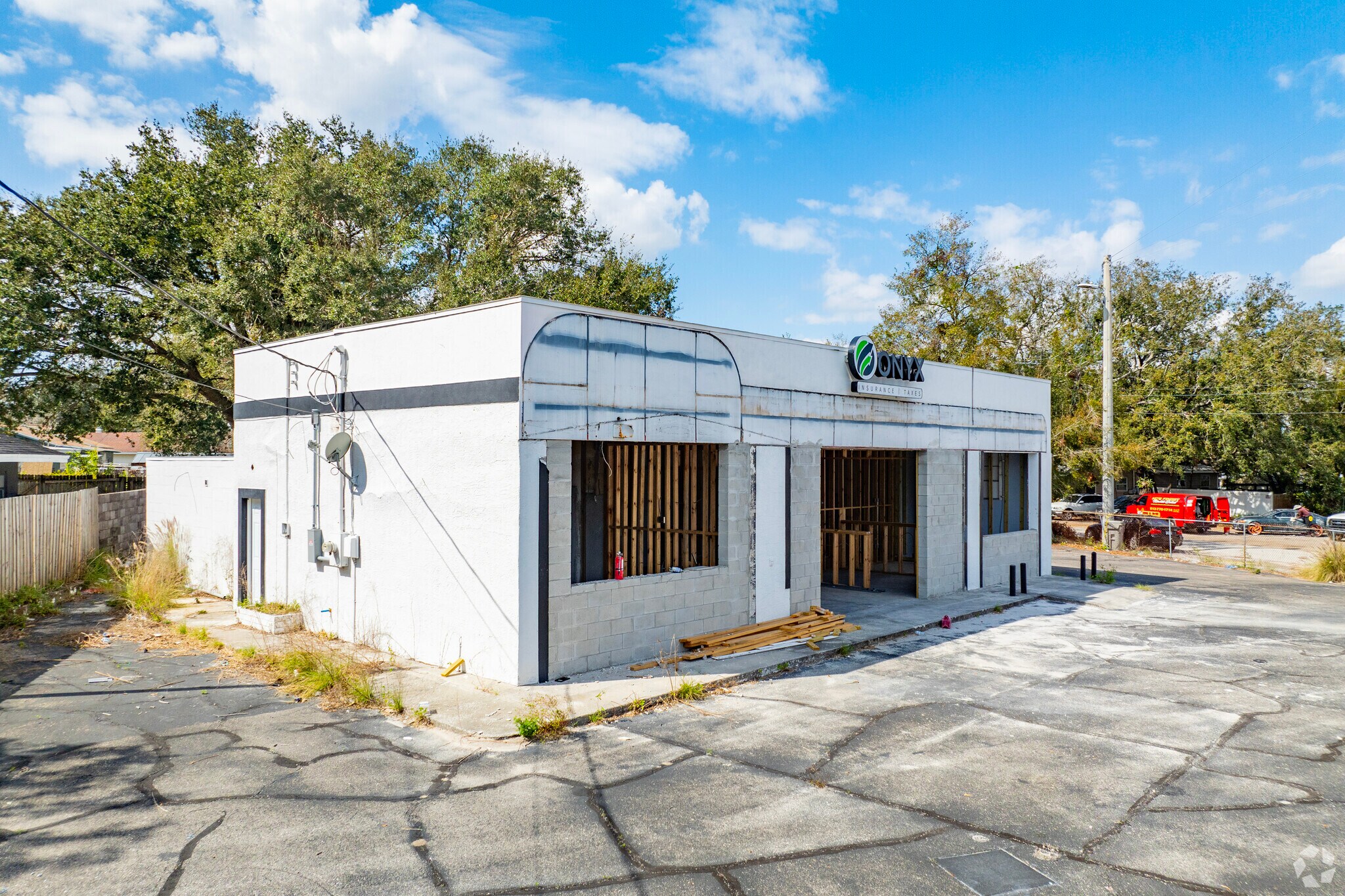 7606 N Nebraska Ave, Tampa, FL for sale Primary Photo- Image 1 of 1