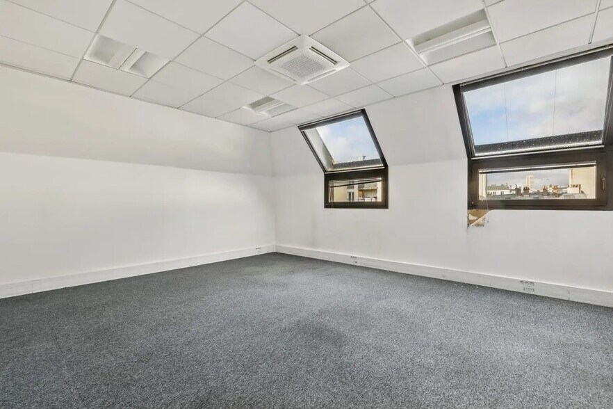 10/12 Rue Massue, Vincennes to rent - Interior Photo - Image 2 of 10