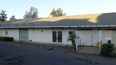 28560 Lilac Rd, Valley Center, CA for rent Building Photo- Image 2 of 7