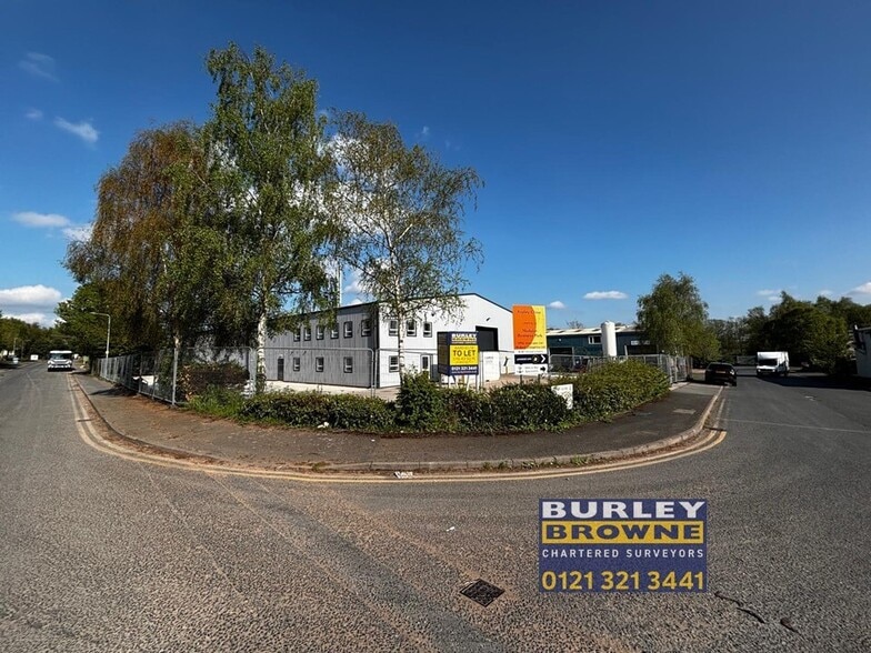 Aspley Close, Wolverhampton to rent - Building Photo - Image 1 of 10