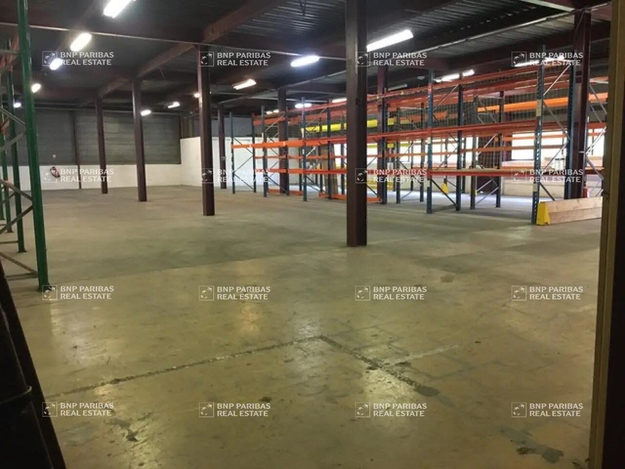 Office in Noisy-le-Grand to rent Interior Photo- Image 1 of 4