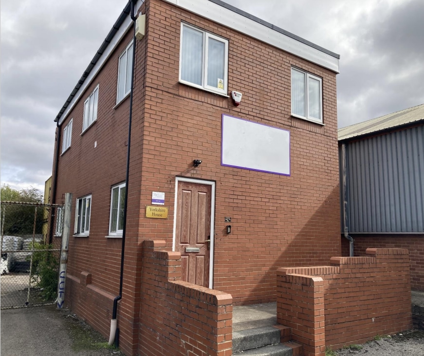Rockingham Row, Barnsley to rent Building Photo- Image 1 of 2