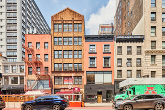 163 W 23rd St, New York, NY for sale Primary Photo- Image 1 of 1