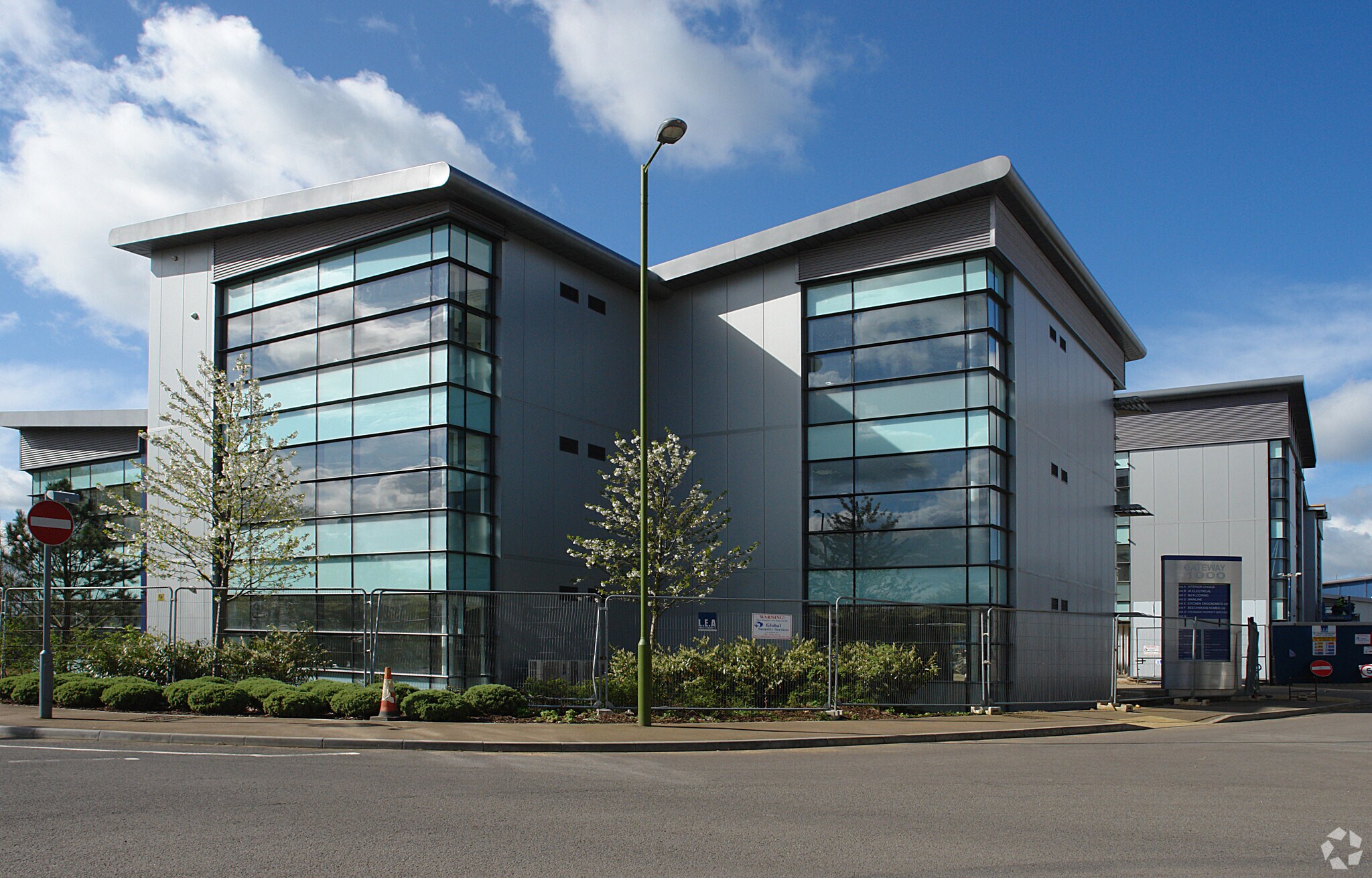 15 Whittle Way, Stevenage for sale Primary Photo- Image 1 of 1