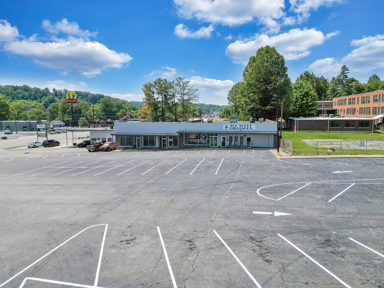 2712-2726 Virginia Ave, Collinsville, VA for rent - Building Photo - Image 2 of 7