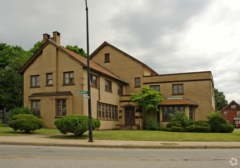 1413 Belmont Ave, Youngstown, OH for sale - Primary Photo - Image 1 of 1