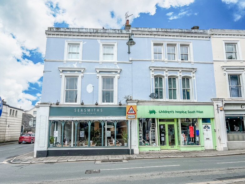 8 & 10 Molesworth Street portfolio of 2 properties for sale on LoopNet.co.uk - Building Photo - Image 3 of 10
