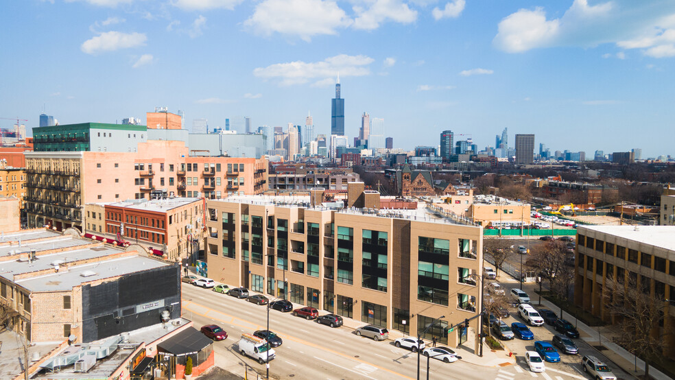 1650 W Adams St, Chicago, IL for rent - Building Photo - Image 1 of 12