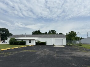 1004 W Auburn Dr, Auburn, IN for sale Primary Photo- Image 1 of 1