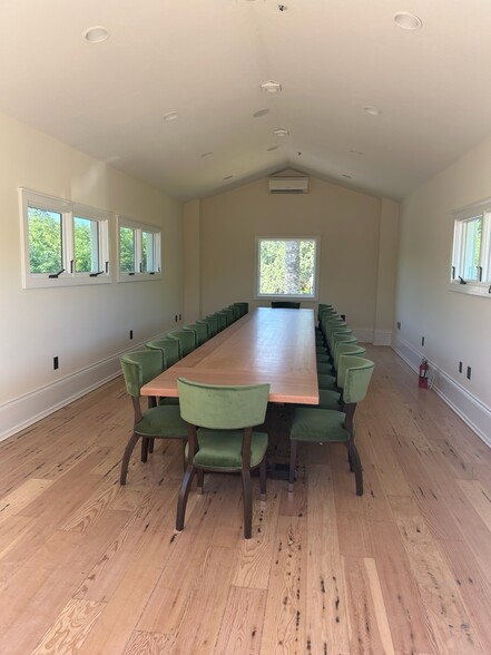 6495 Washington St, Yountville, CA for rent - Interior Photo - Image 2 of 10