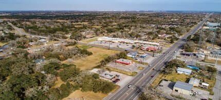 6721-6739 Main St, Hitchcock, TX - aerial  map view