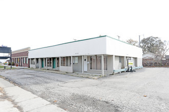 21300-21316 15 Mile Rd, Clinton Township, MI for sale Primary Photo- Image 1 of 1