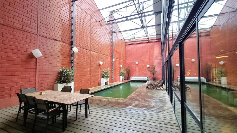 Office in Bordeaux to rent - Building Photo - Image 3 of 8