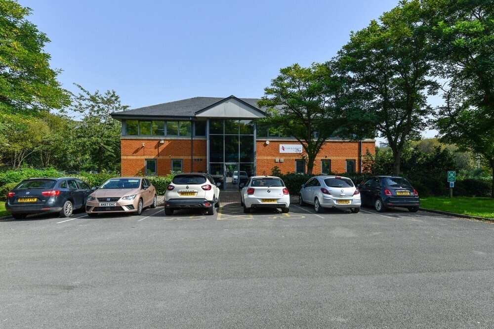 Chesterfield Rd, Holmewood for sale Building Photo- Image 1 of 1