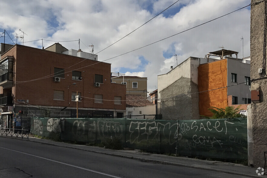 Calle Nuestra Señora de Valverde, 79, Madrid, Madrid for sale - Building Photo - Image 2 of 2