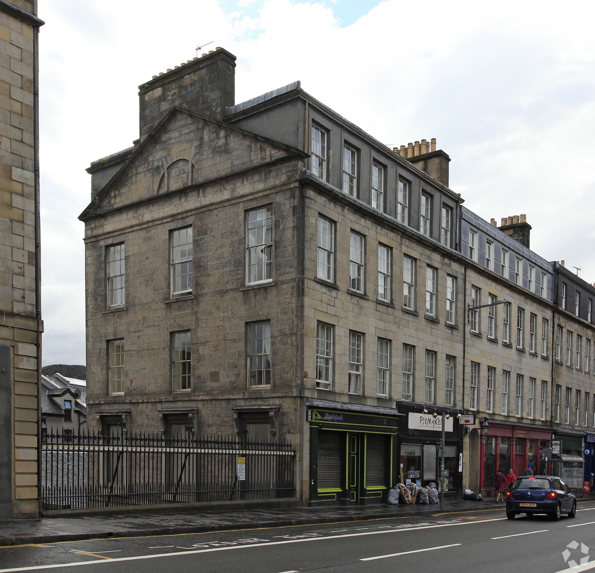 37-38A South Bridge, Edinburgh for sale Primary Photo- Image 1 of 1