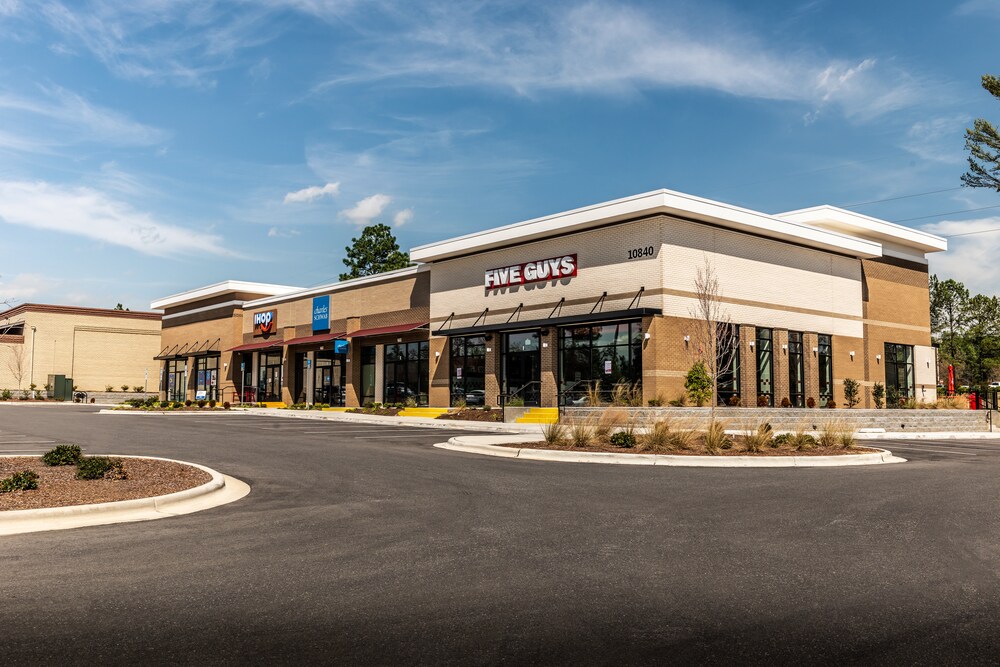 10840 US 15-501 Hwy, Southern Pines, NC for sale Primary Photo- Image 1 of 1