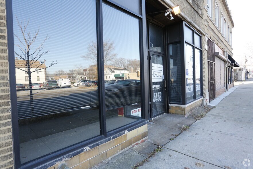 705 E 75th St, Chicago, IL for rent - Building Photo - Image 1 of 7