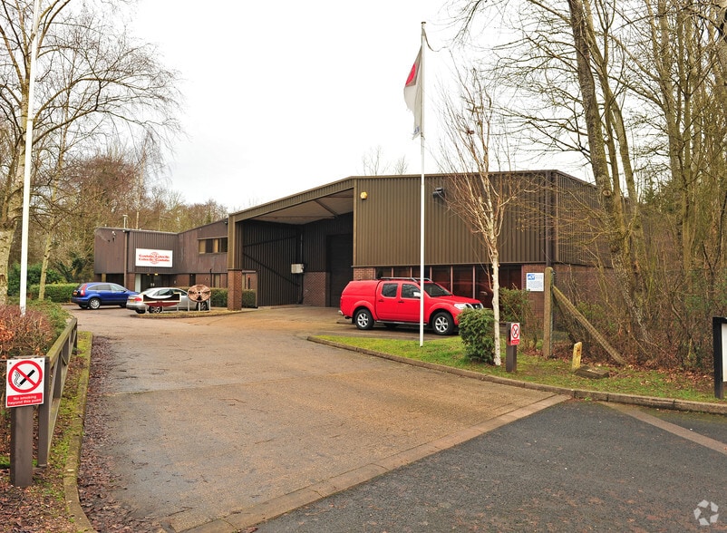 10 Merse Rd, Redditch for sale - Primary Photo - Image 1 of 1