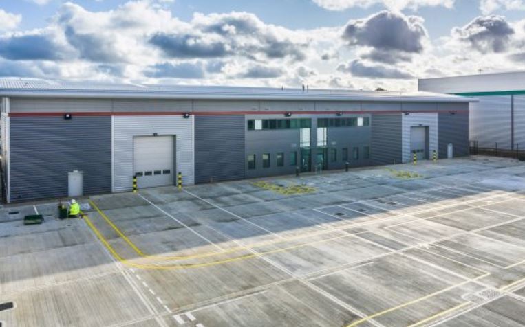 Blossom Way, Hemel Hempstead for sale Primary Photo- Image 1 of 1