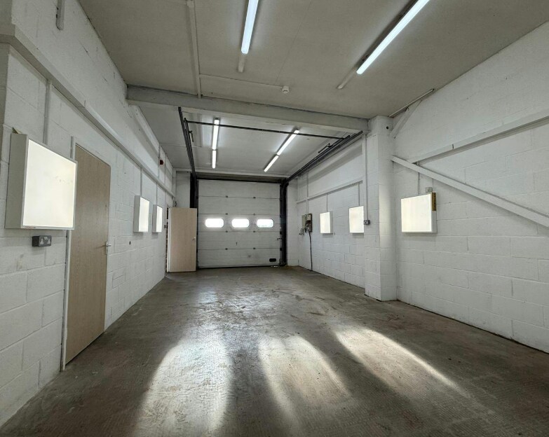 Chandlers Way, Park Gate to rent Interior Photo- Image 1 of 7