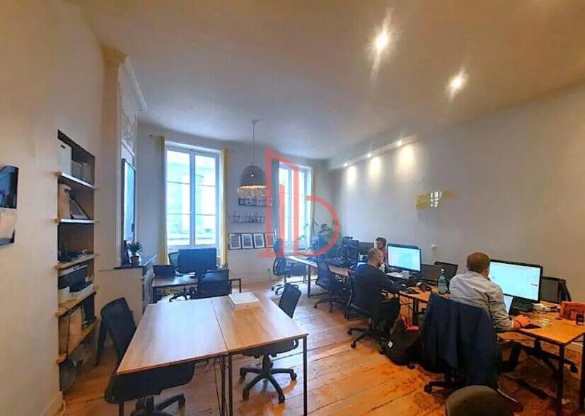 Office in Bordeaux to rent - Interior Photo - Image 3 of 4