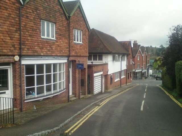 1 College Hl, Haslemere for sale - Primary Photo - Image 1 of 1