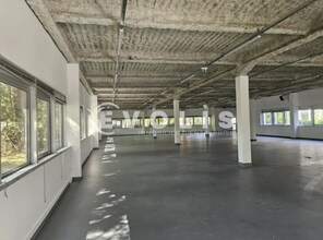 9 Avenue Du Canada, Les Ulis to rent Interior Photo- Image 2 of 14