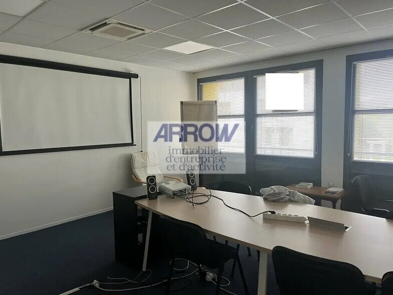 Office in Rezé to rent - Building Photo - Image 2 of 8